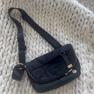 Lululemon All Night Festival Bag Micro